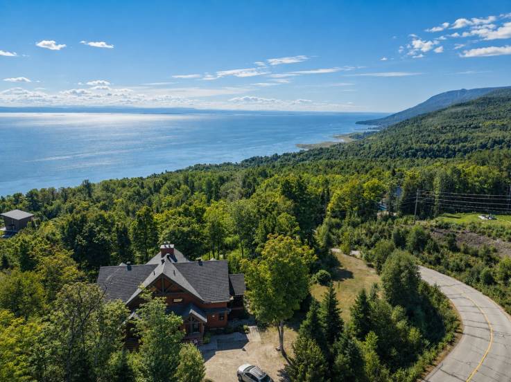 Duplex à vendre - Petite-Rivière-Saint-François, Charlevoix (PR861)