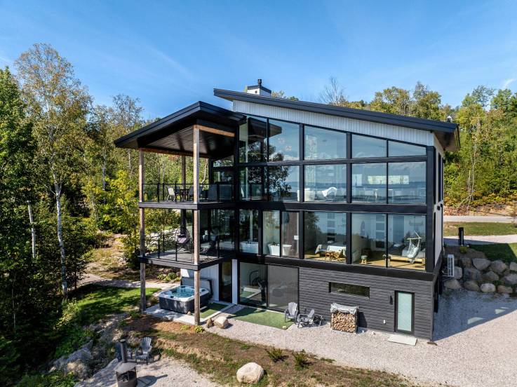 House for sale - Les Éboulements, Charlevoix (EB314)