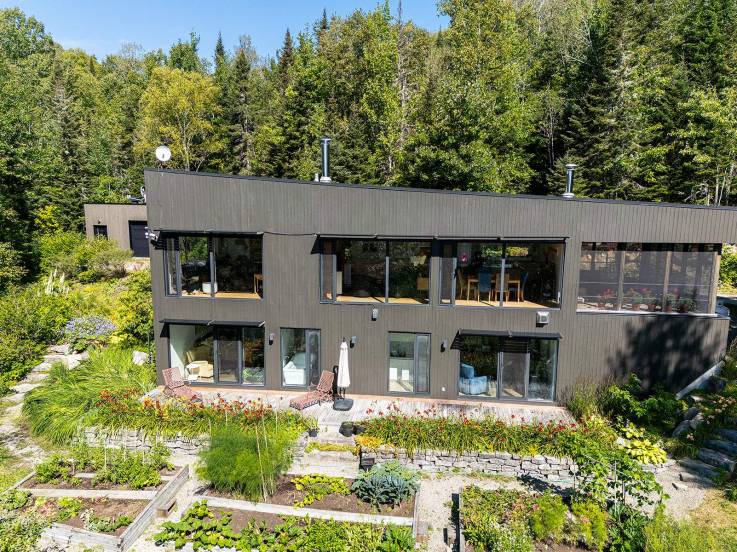 House for sale - Les Éboulements, Charlevoix (EB317)