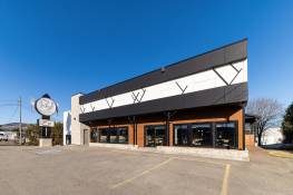 Détails - Bâtiment commercial à vendre (Code SP852)