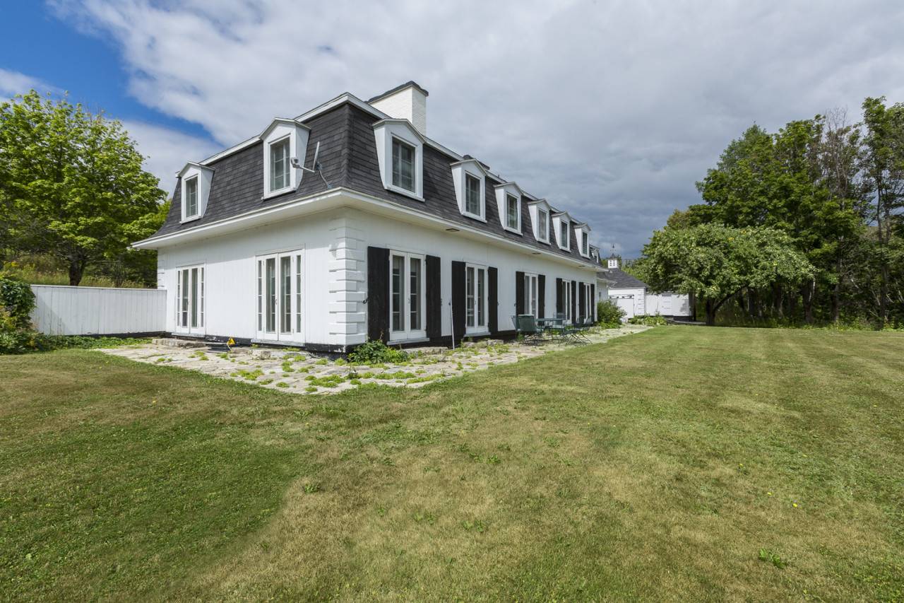 1 - Maison à louer, La Malbaie (Code - 359, charlevoix)