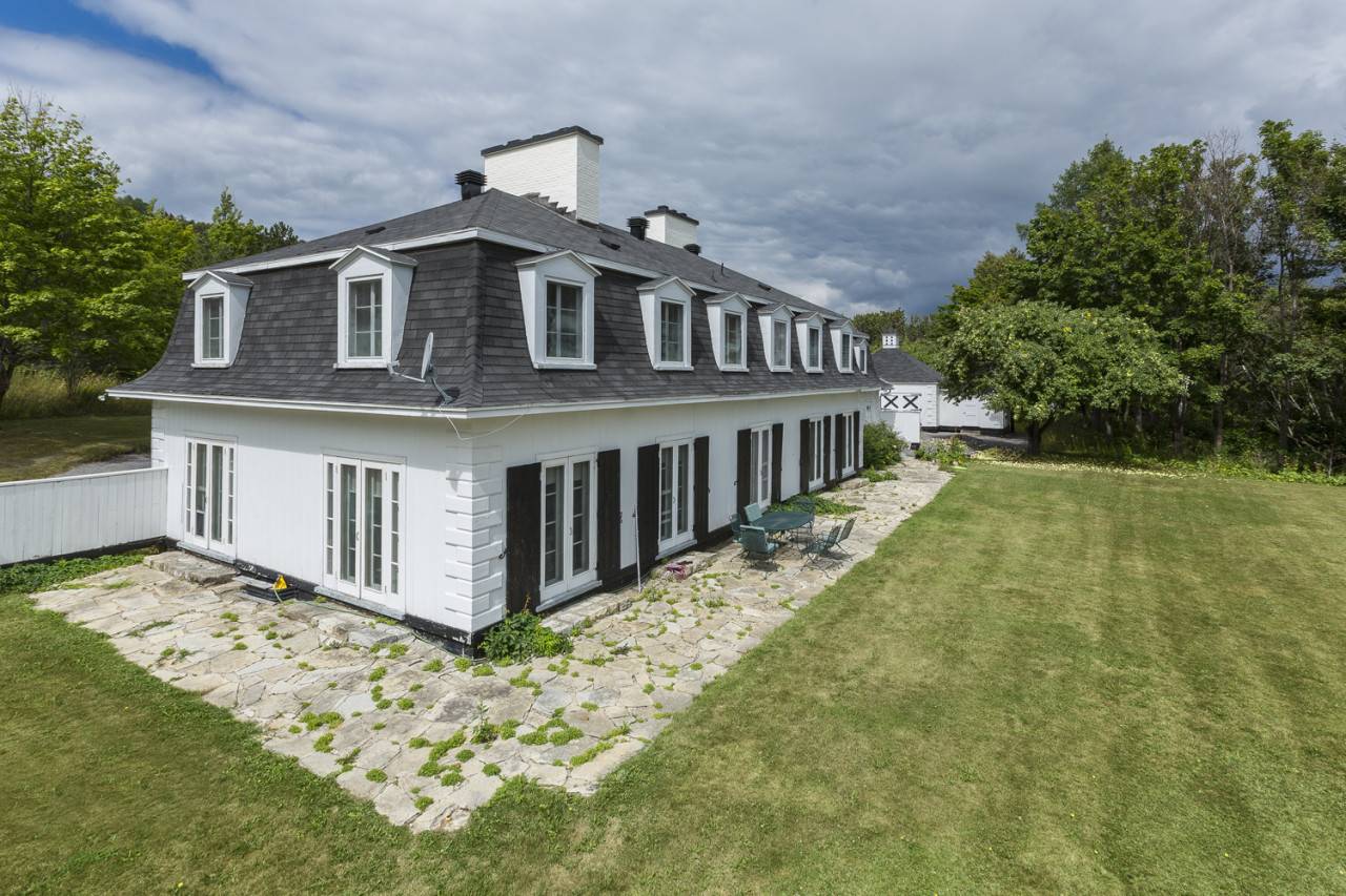 23 - Maison à louer, La Malbaie (Code - 359, charlevoix)