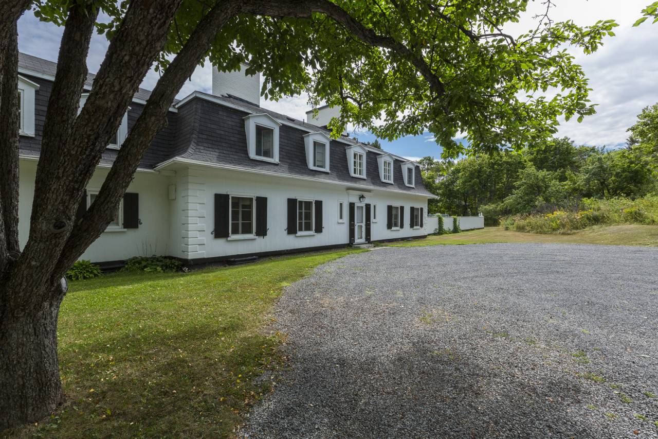 25 - Maison à louer, La Malbaie (Code - 359, charlevoix)