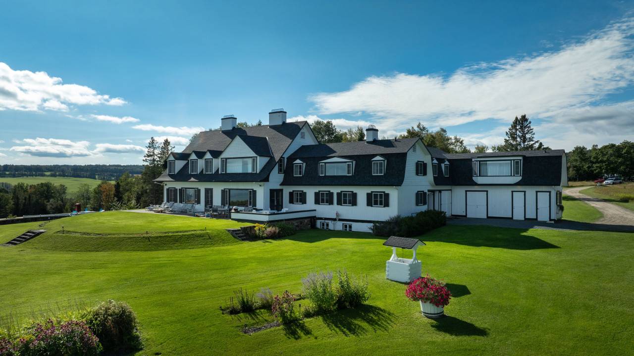 43 - Domaine et chalet à louer, La Malbaie (Code - 915, charlevoix)