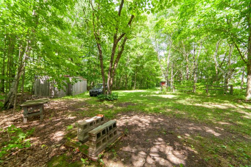 21 - Terrain et terre à vendre, (Code - 001, )