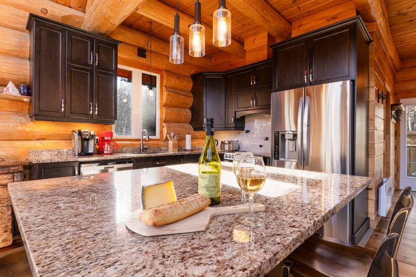 2 - House for sale, Petite-Rivière-Saint-François (Code - pr804, Charlevoix)