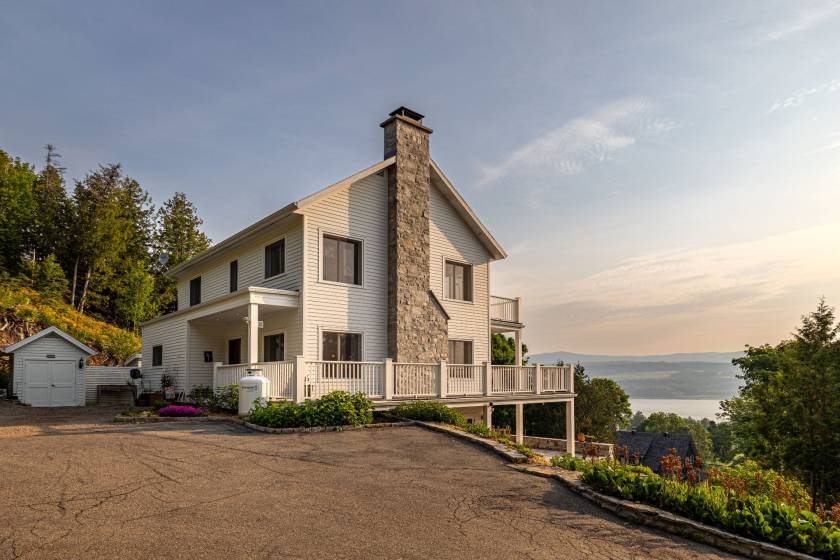 3 - House for sale, La Malbaie (Code - mb427, Charlevoix)