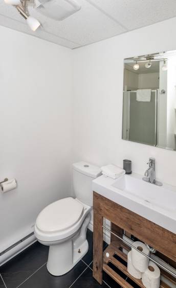 25 - House for sale, Petite-Rivière-Saint-François (Code - pr827, Charlevoix)