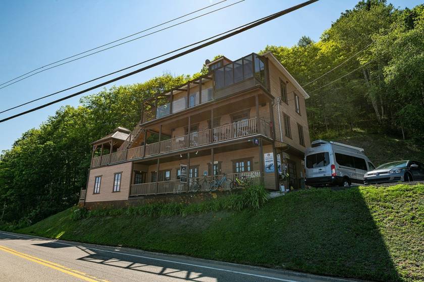 1 - Commercial for sale, Petite-Rivière-Saint-François (Code - pr713, Charlevoix)