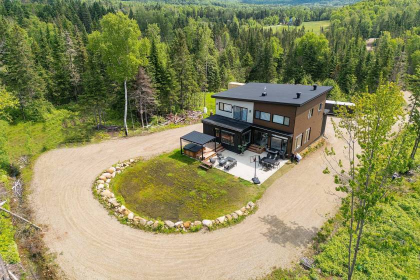 2 - House for sale, Baie-Saint-Paul (Code - sp907, Charlevoix)