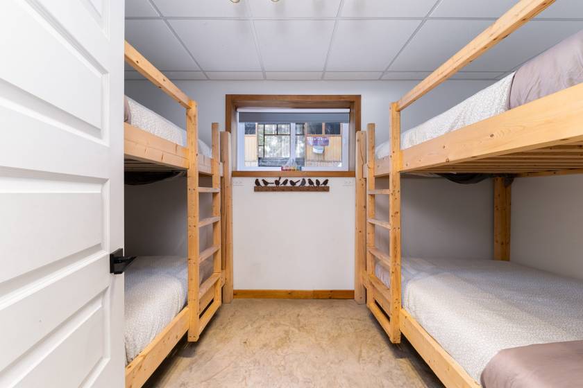 15 - House for sale, Petite-Rivière-Saint-François (Code - pr803, Charlevoix)