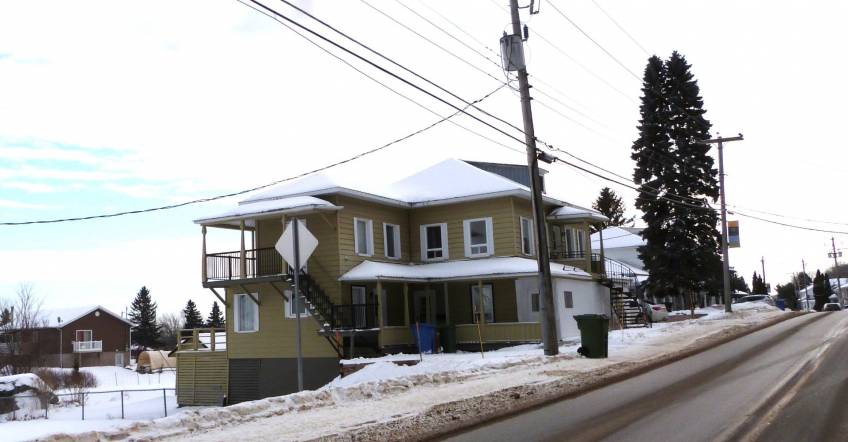 2 - Triplex for sale, Petite-Rivière-Saint-François (Code - pr851, Charlevoix)