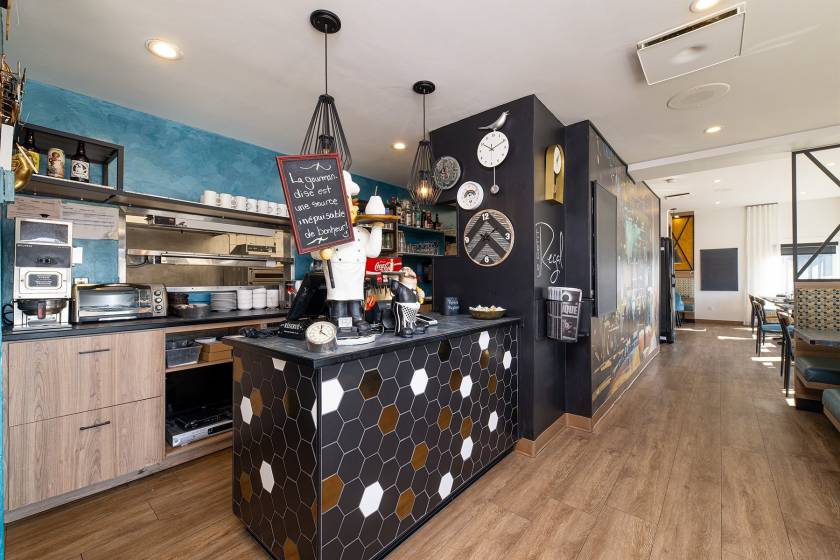 3 - Bâtiment commercial à vendre, Baie-Saint-Paul (Code - sp902, Charlevoix)