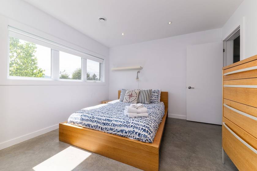 30 - House for sale, Baie-Saint-Paul (Code - sp904, Charlevoix)