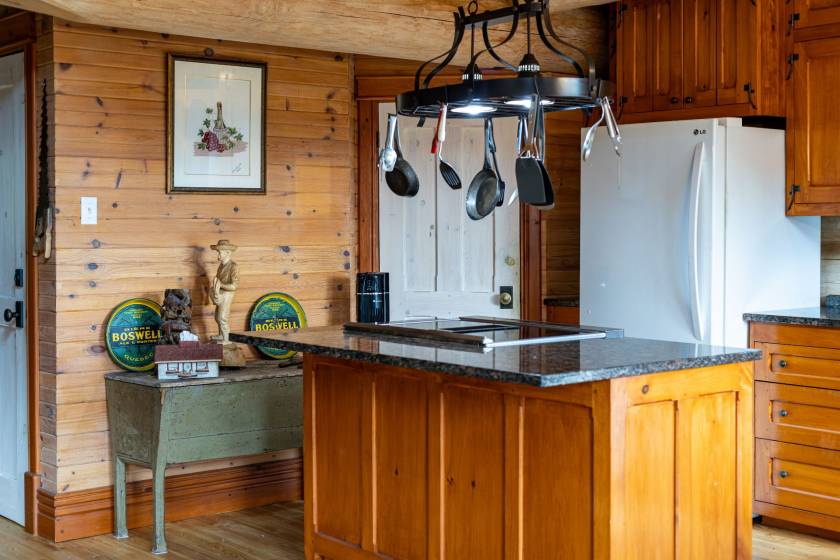 24 - House for sale, Saint-Urbain (Code - su089, Charlevoix)