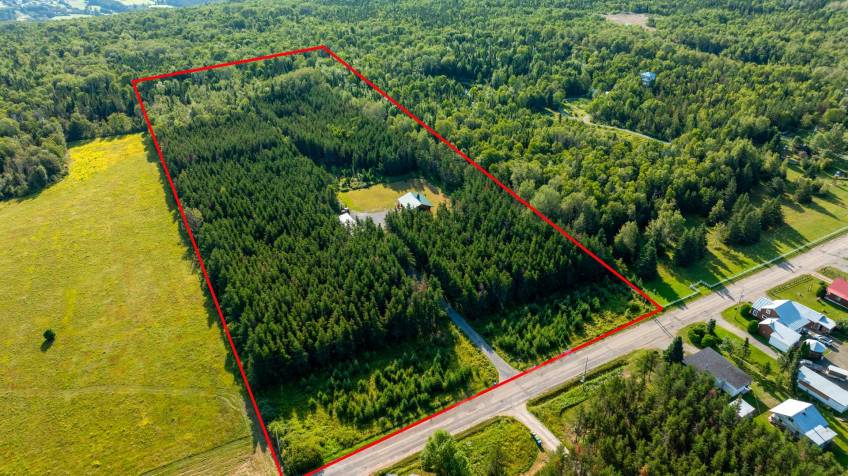 4 - House for sale, Saint-Urbain (Code - su089, Charlevoix)