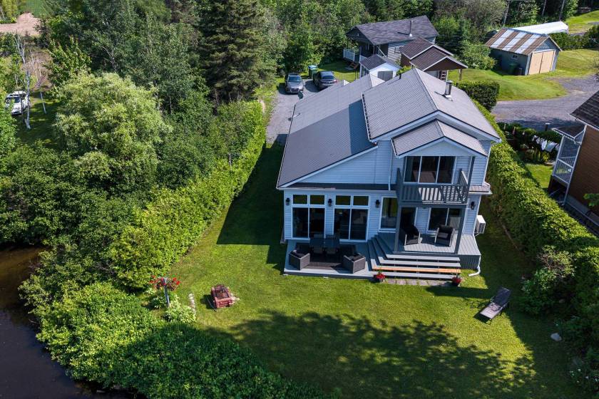 36 - Maison à vendre, Saint-Aimé-des-Lacs (Code - sal040, Charlevoix)