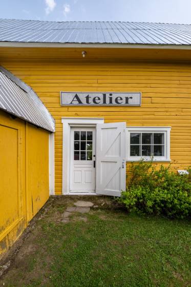 11 - Bâtiment commercial à vendre, Saint-Siméon (Code - ss069, Charlevoix)