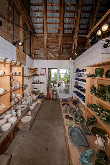 16 - Bâtiment commercial à vendre, Saint-Siméon (Code - ss069, Charlevoix)