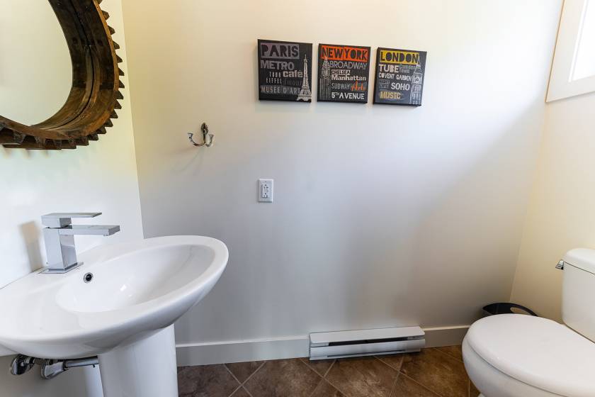 23 - House for sale, Petite-Rivière-Saint-François (Code - pr800, Charlevoix)