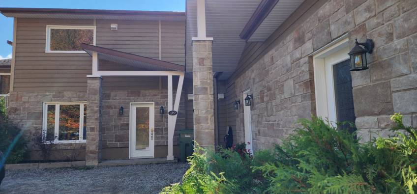 29 - House for sale, Petite-Rivière-Saint-François (Code - pr800, Charlevoix)