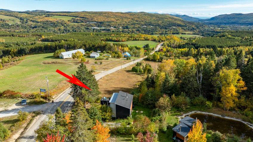 40 - Maison à vendre, Saint-Urbain (Code - su085, Charlevoix)