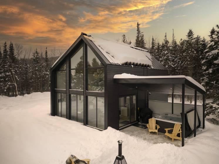 2 - House for sale, Saint-Urbain (Code - su084, Charlevoix)