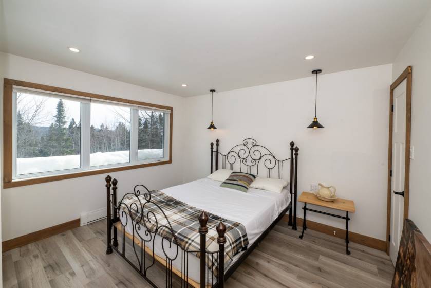 16 - Maison à vendre, Saint-Urbain (Code - su087, Charlevoix)