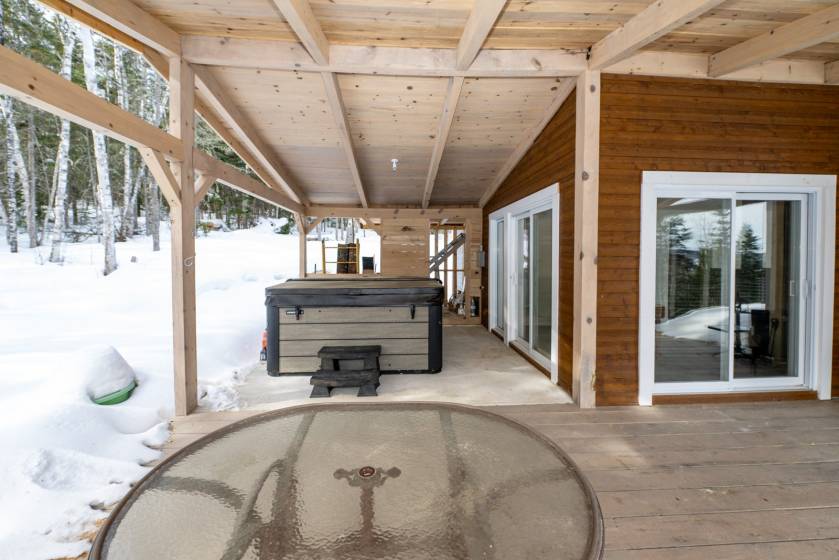 37 - Maison à vendre, Saint-Urbain (Code - su087, Charlevoix)