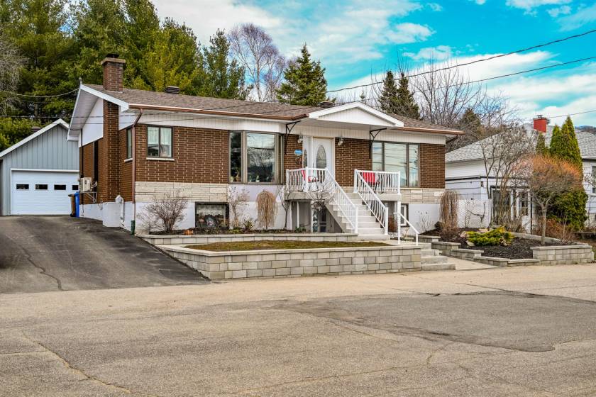 2 - House for sale, Baie-Saint-Paul (Code - sp921, Charlevoix)