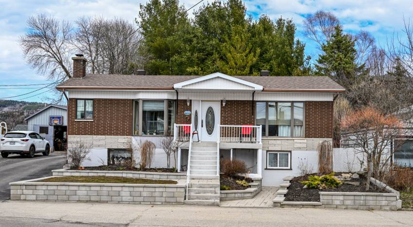 4 - House for sale, Baie-Saint-Paul (Code - sp921, Charlevoix)