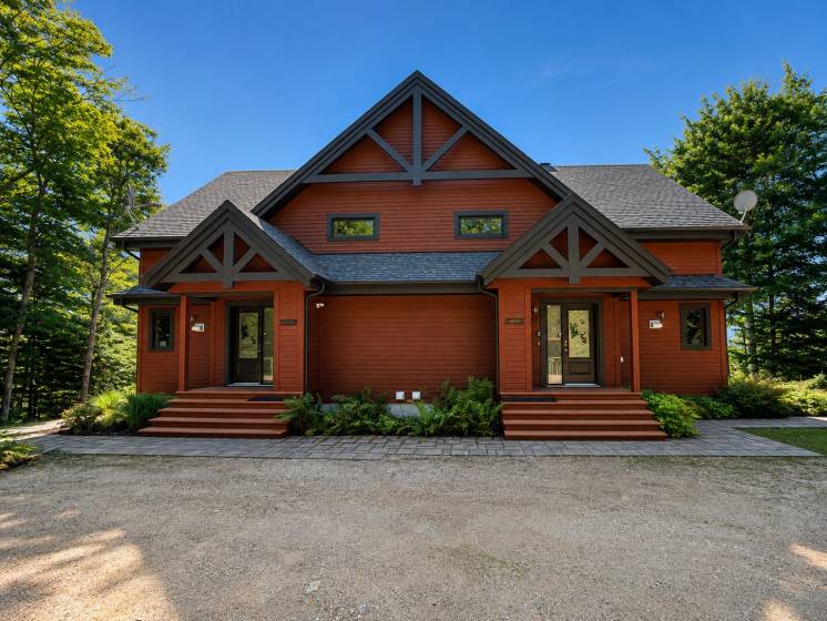 27 - Duplex à vendre, Petite-Rivière-Saint-François (Code - pr861, Charlevoix)