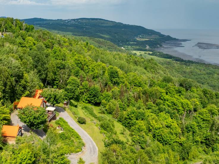 House for sale - Les Éboulements, Charlevoix (EB331)