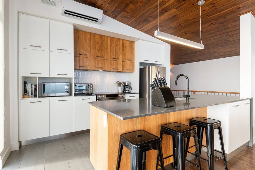 2 - House for sale, Petite-Rivière-Saint-François (Code - pr846, Charlevoix)