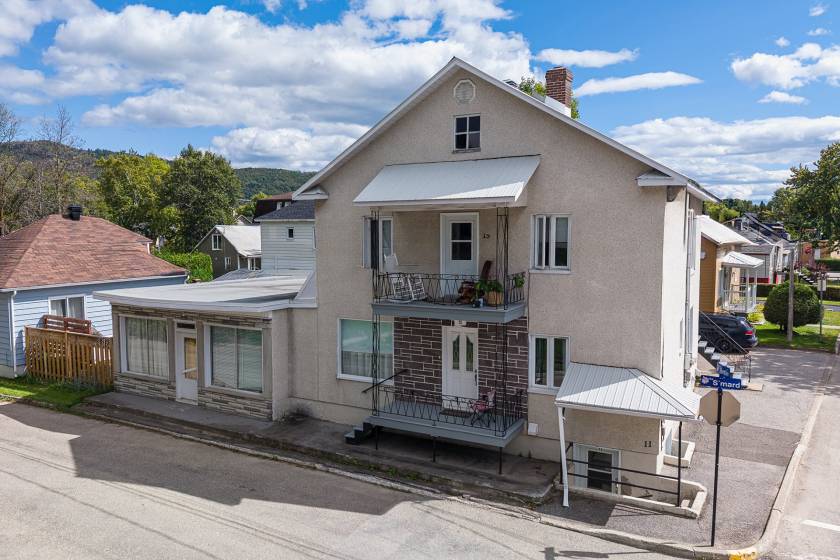 1 - Triplex à vendre, Baie-Saint-Paul (Code - sp936, Charlevoix)