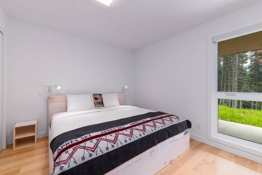 10 - House for sale, Petite-Rivière-Saint-François (Code - pr806, Charlevoix)