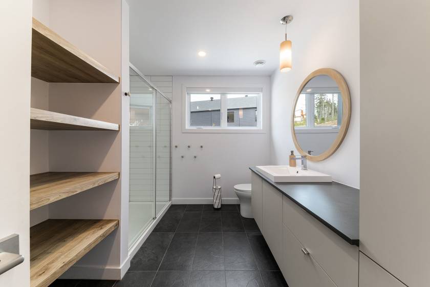 13 - House for sale, Petite-Rivière-Saint-François (Code - pr806, Charlevoix)