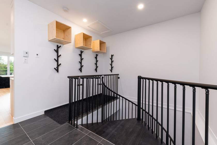 3 - House for sale, Petite-Rivière-Saint-François (Code - pr806, Charlevoix)