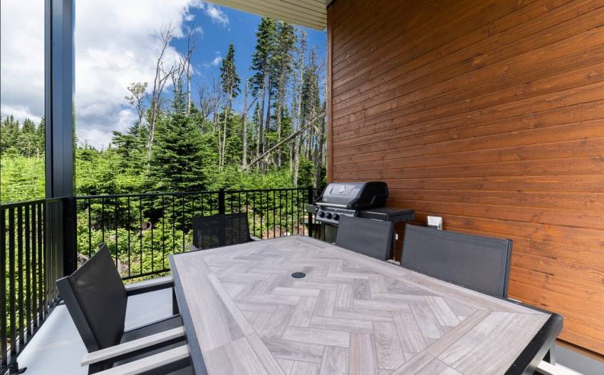 2 - House for sale, Petite-Rivière-Saint-François (Code - pr807, Charlevoix)