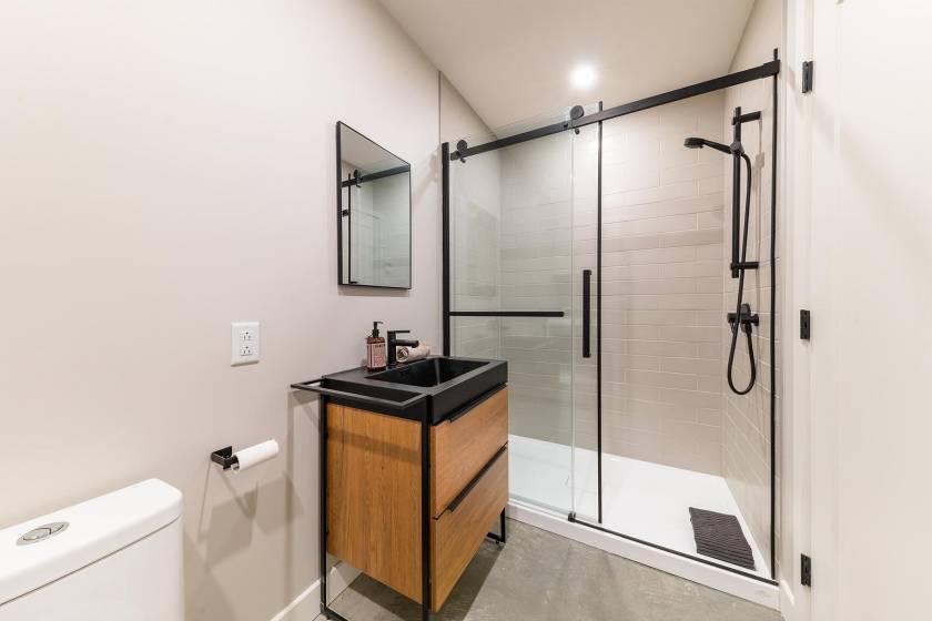 25 - House for sale, Petite-Rivière-Saint-François (Code - pr807, Charlevoix)