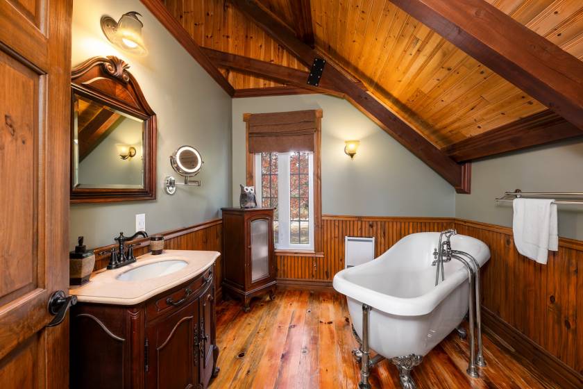 18 - Maison à vendre, Petite-Rivière-Saint-François (Code - pr832, Charlevoix)