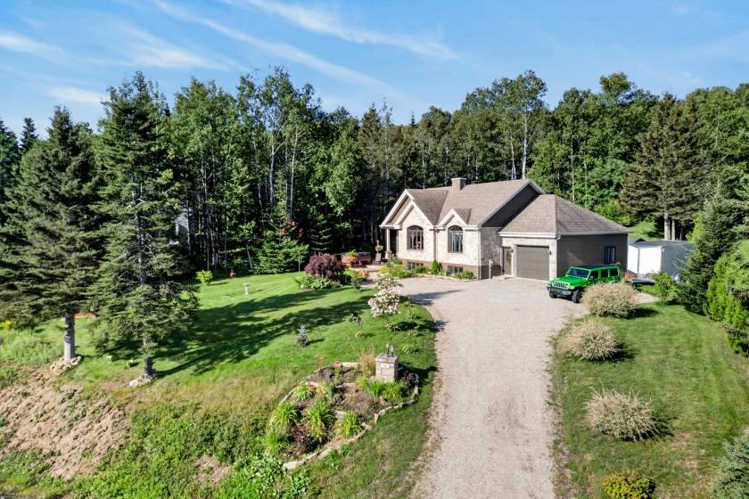 2 - Maison à vendre, Les Éboulements (Code - eb332, Charlevoix)